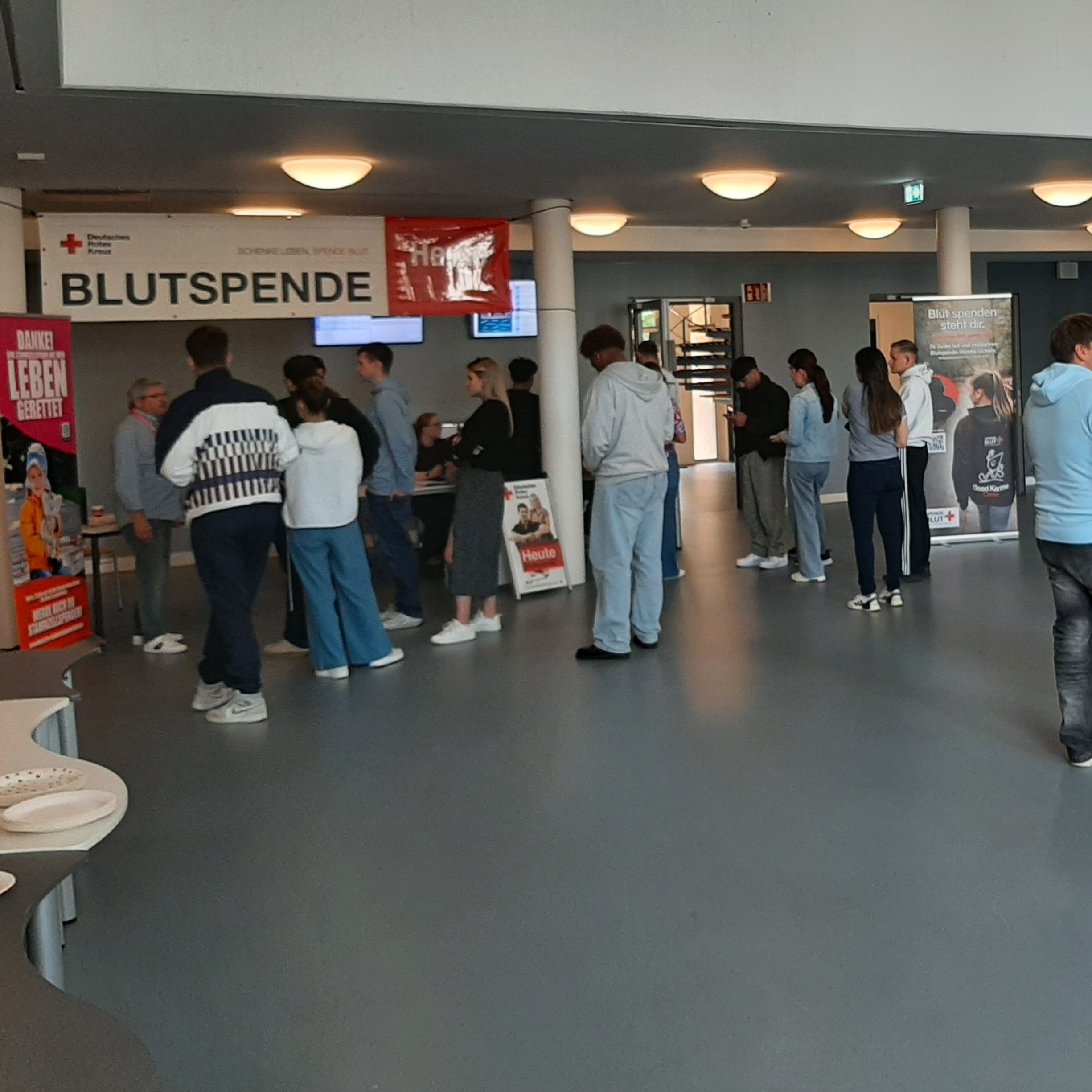 Blutspendeaktion an der HLA