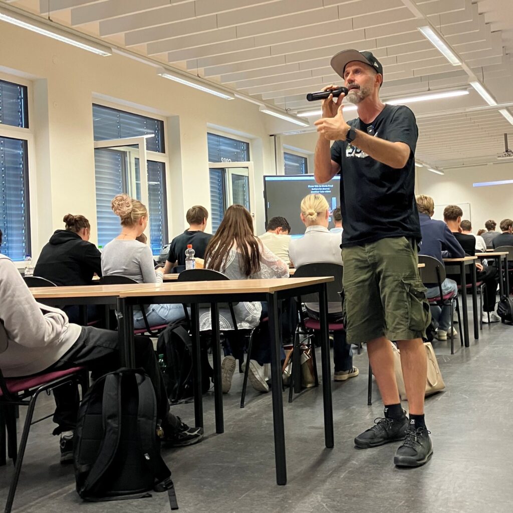 Rapper SPAX an der BBS Burgdorf